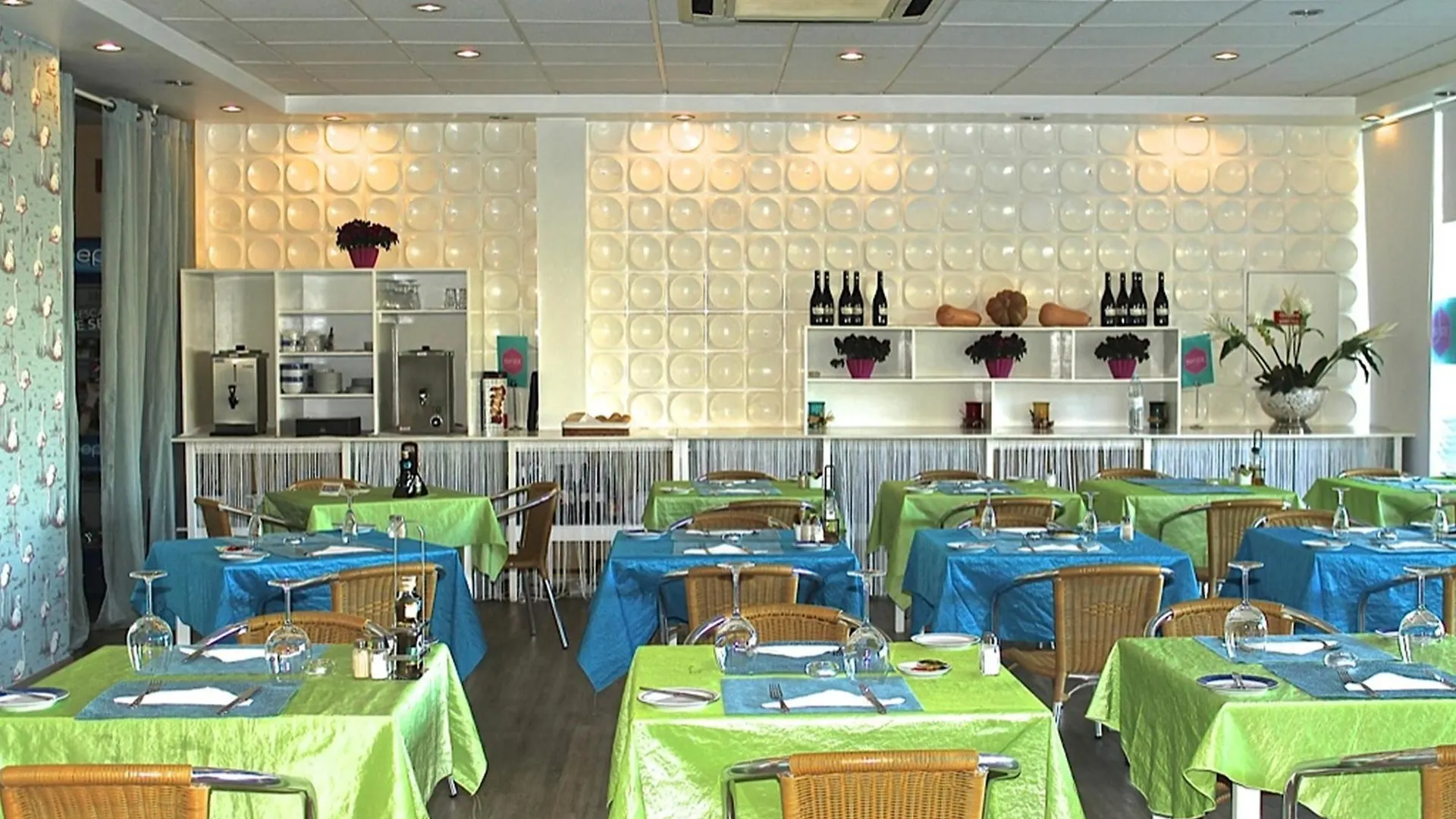 Bayside Salgados Aparthotel Albufeira 3*,  Portugal