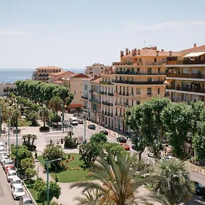 Chateauneuf Hotel apartamentowy Mentona